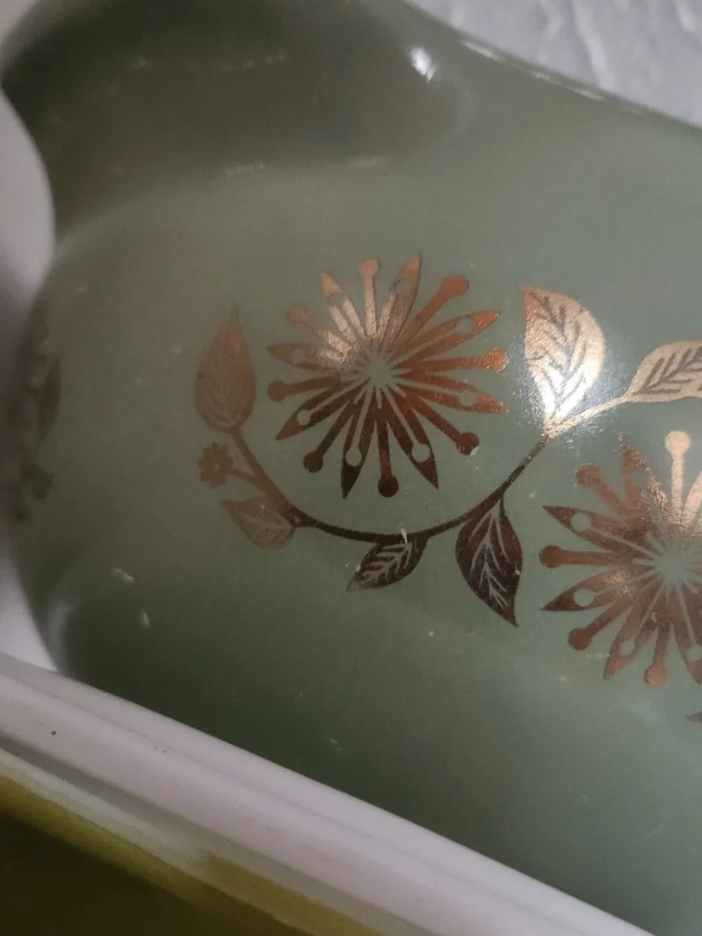 Pyrex green medallion Cinderella 443